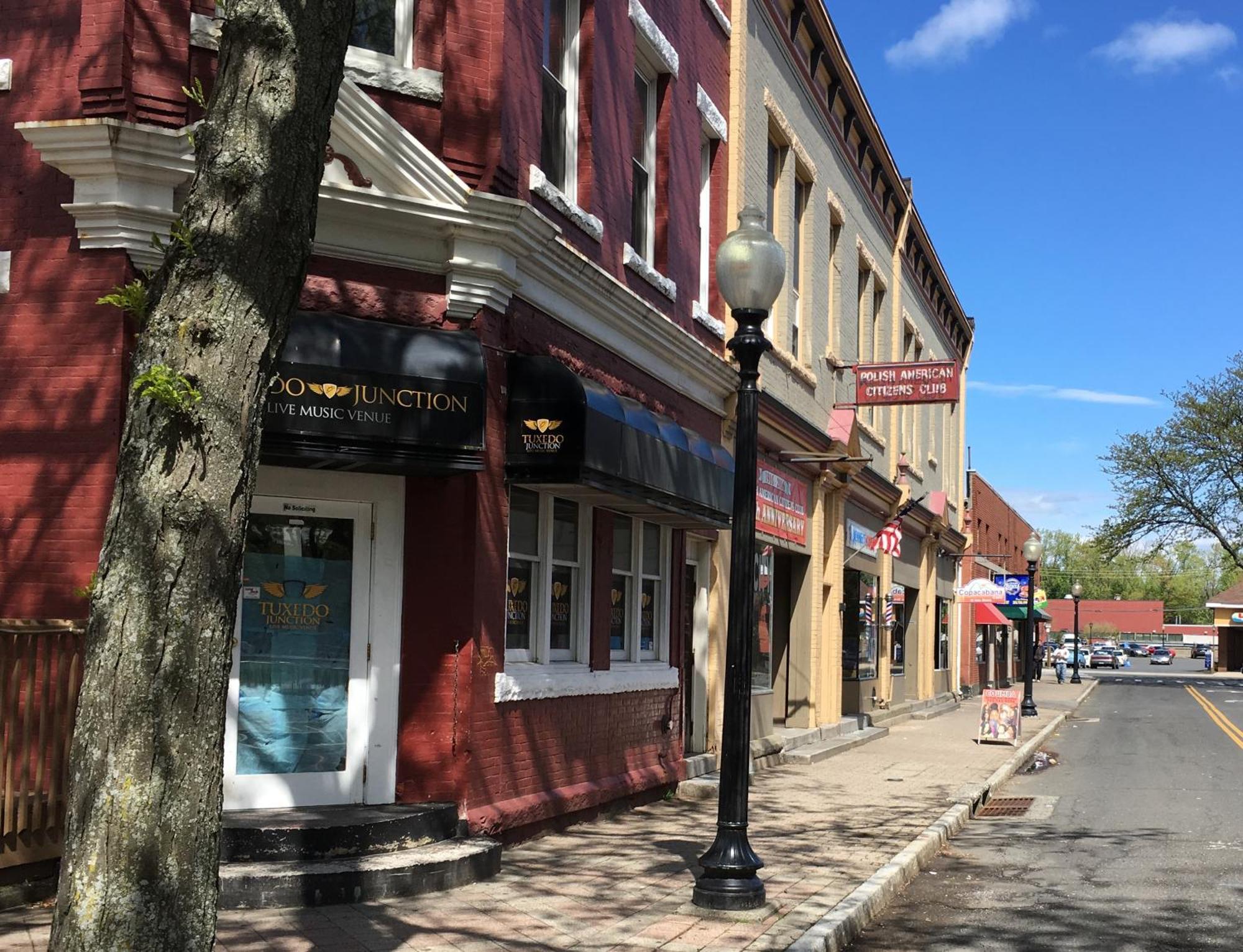 Welcome To Hat City Danbury, A Suburban Retreat ภายนอก รูปภาพ