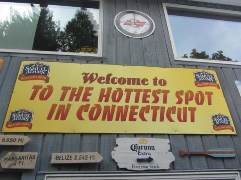 Welcome To Hat City Danbury, A Suburban Retreat ภายนอก รูปภาพ