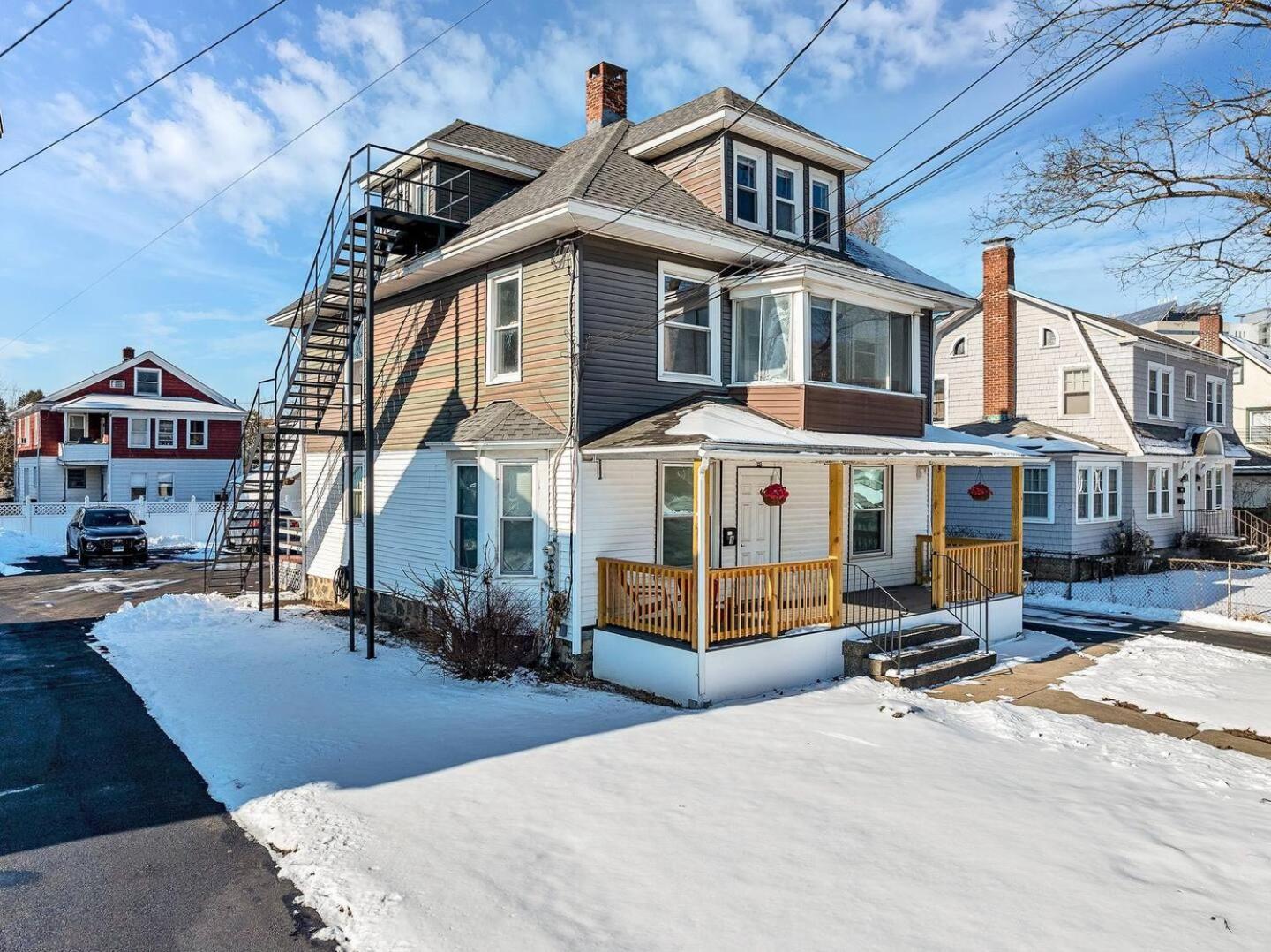 Welcome To Hat City Danbury, A Suburban Retreat ภายนอก รูปภาพ